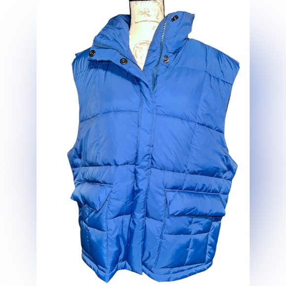 Beyond the yoga puffer vest SIZE S, XL color blue NWT - Picture 6 of 7